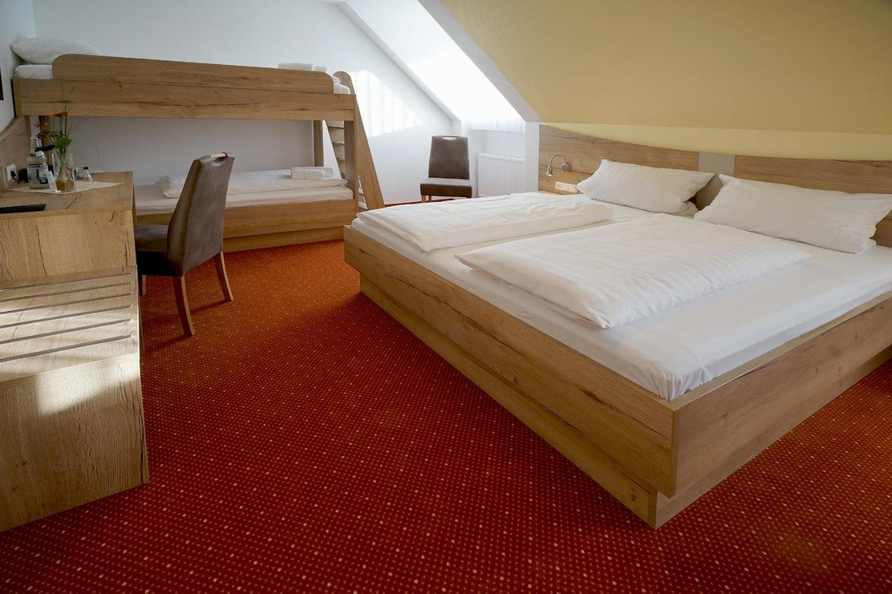 Zum Biber Hotel 3*